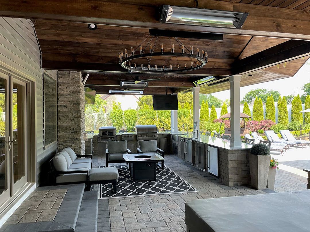 Pavilions & Outdoor Kitchens